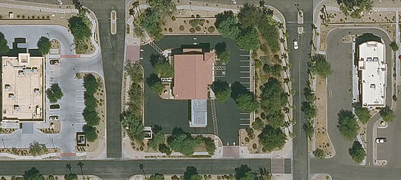 Single-Tenant Bank Building