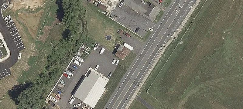 Retail Space with 1,288 SF