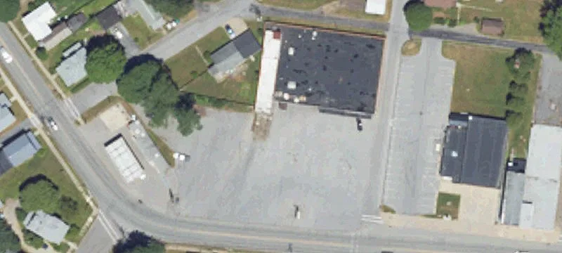 Single-Tenant Retail Building