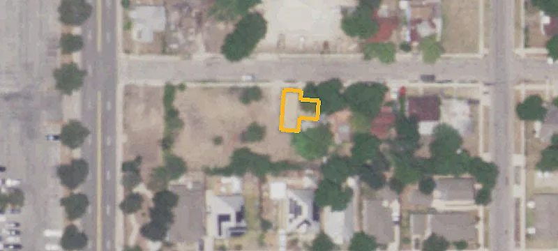 Double Lot Adjacent to Double Lot