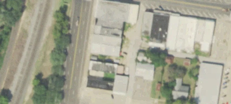 Flexible Retail Storefront Building
