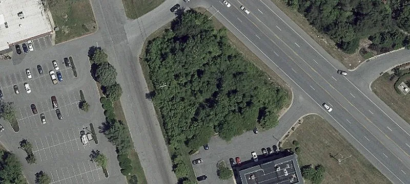 Commercial Land With Approved Plan