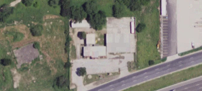 Specialty Commercial Property with Back Access