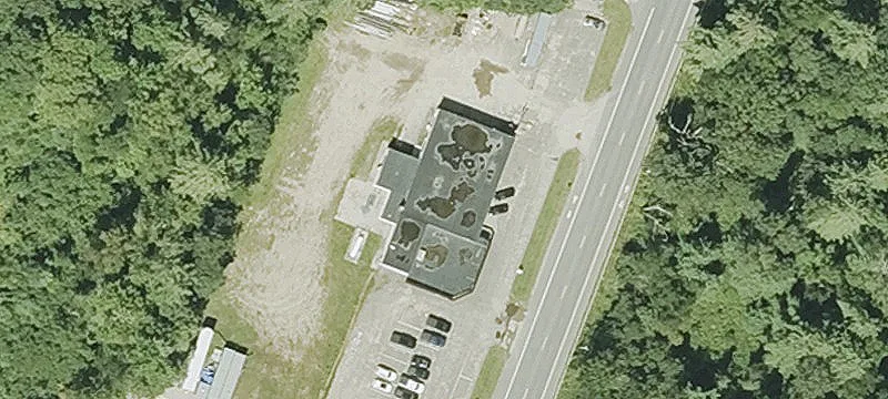 Flex Building with Paved Yard