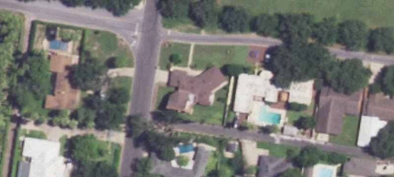 Gated Yard Flex Shop