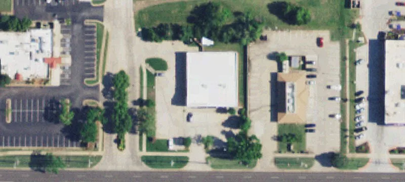 Absolute NNN Retail Lease