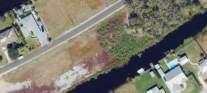 Canal-Front Buildable Lot