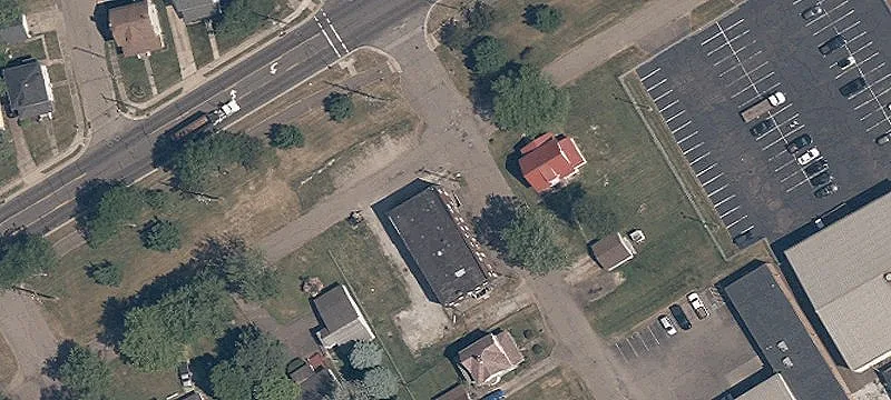All-Brick 10-Unit Apartment Building