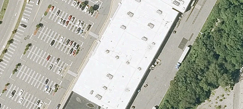 Built-Out Restaurant in Strip Mall