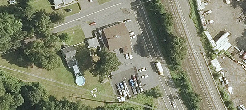 Auto Body Service Building with Bays