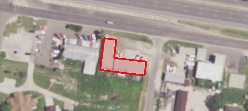 Expressway-Frontage Development Land
