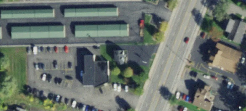 Freestanding Office Building with Offices