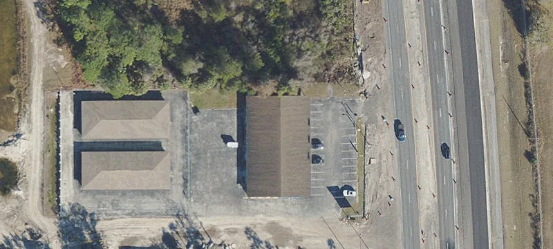 Auto Repair Shop with Six Lifts
