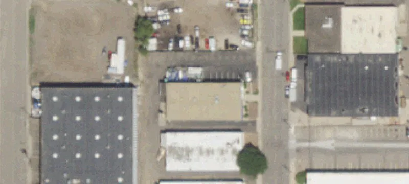 Warehouse with Small Yard
