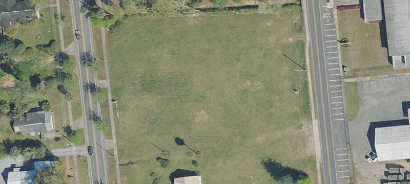 Commercial Land with Dual Frontage
