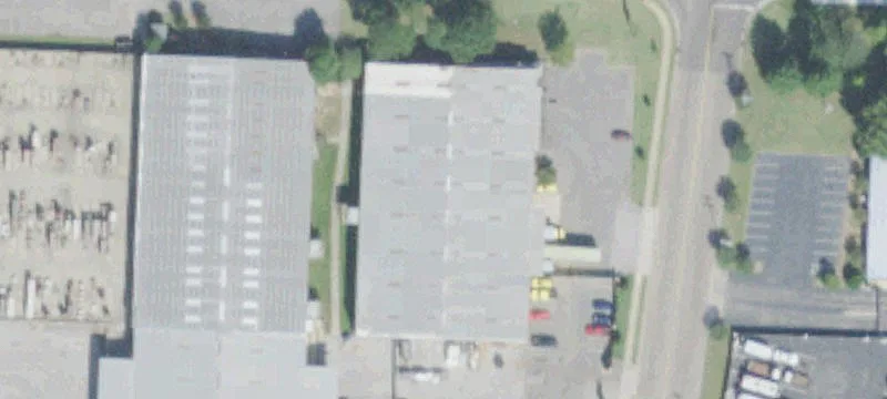 Specialty Multi-Tenant Property