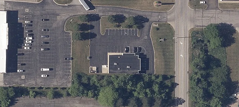 Single-Tenant Retail NNN Building