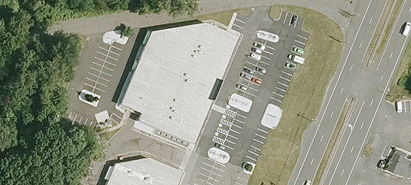 Inline Retail Space in Retail Center