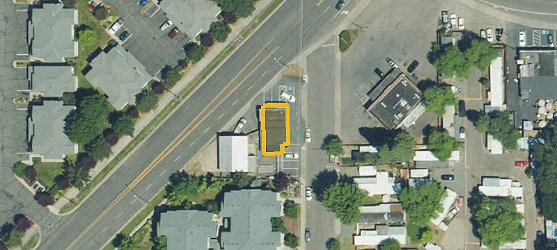 Neighborhood Retail and Restaurant Property