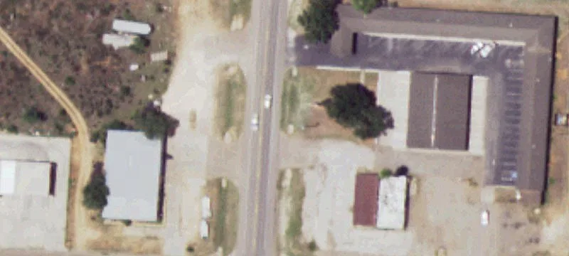 Roadway Motel with Truck Parking