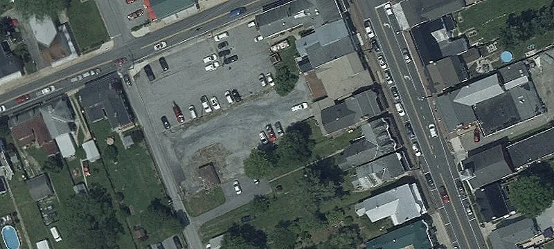 Mixed-Use Building with Apartments