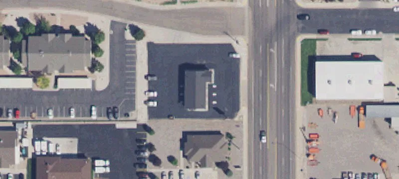 Three-Bay Pass-Through Auto Shop