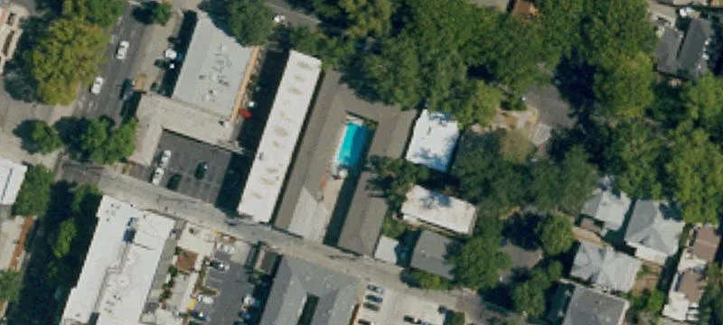 Renovated 20-Unit Apartment Complex