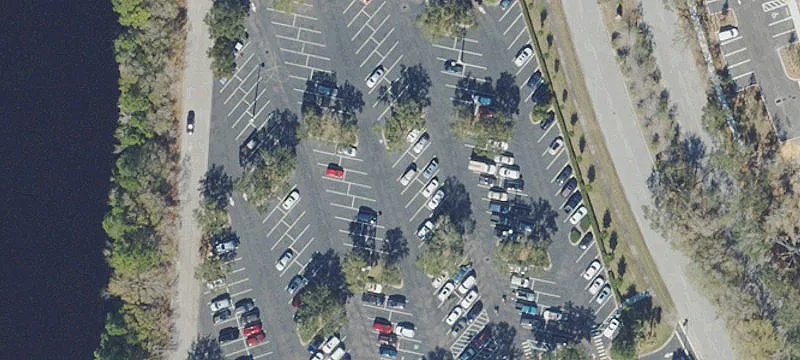 Publix-Anchored Shopping Center