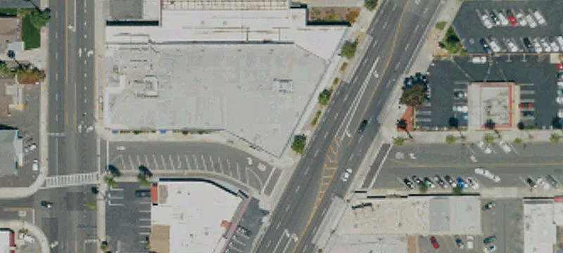 Retail Space in Shopping Center