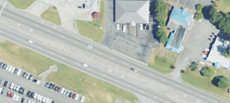 Commercial Land Near Traffic Light