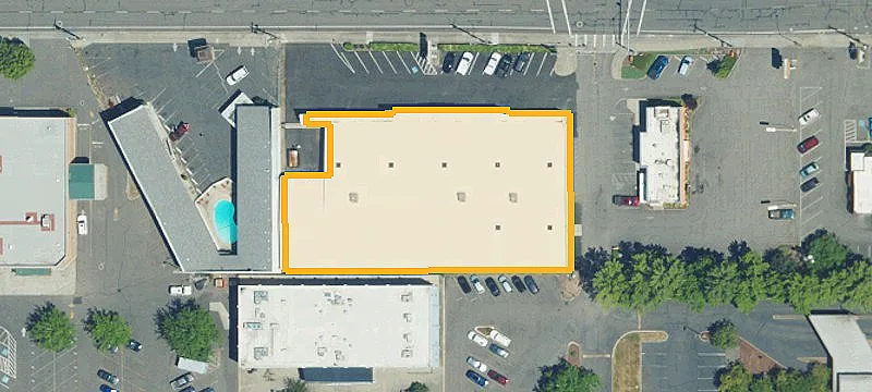 Retail Storefront with Grade-Level Loading