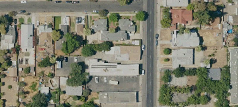 Standalone NNN Commercial Building