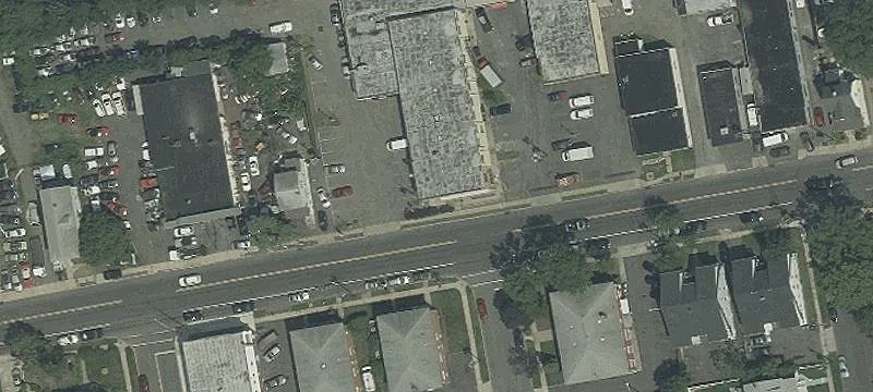 Warehouse with Rear Parking