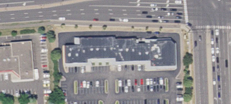 Retail Shopping Center on Signalized Corner