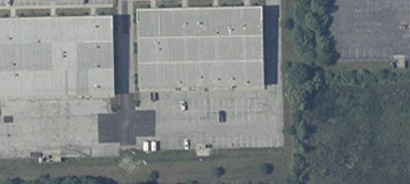 Modern Retail Space with Parking