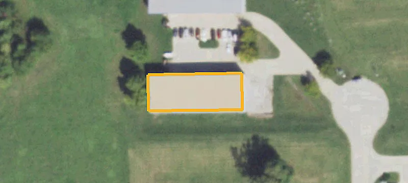 Multi-Tenant Warehouse with Overhead Doors