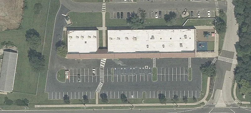 Multi-Unit Retail Building