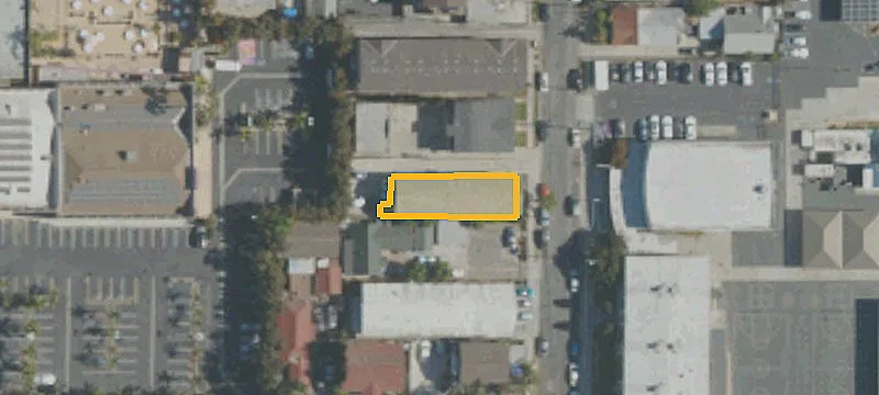 8-Unit Multifamily with Laundry