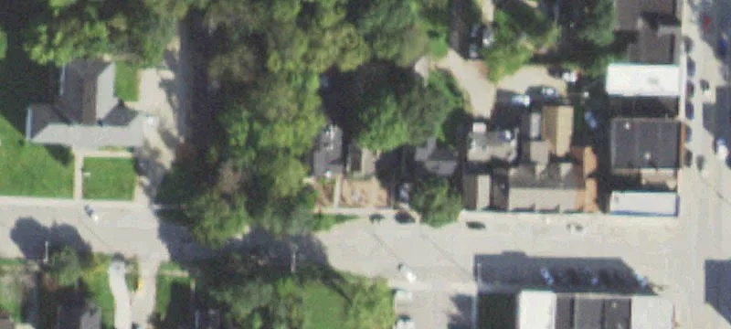 Restaurant Building with 3-Season Patio