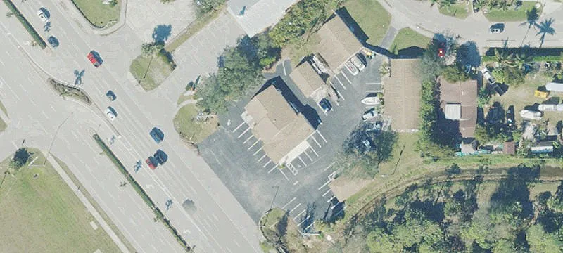 Oversized Curbside Commercial Lot