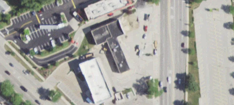 Net-Leased Multi-Tenant Retail Building