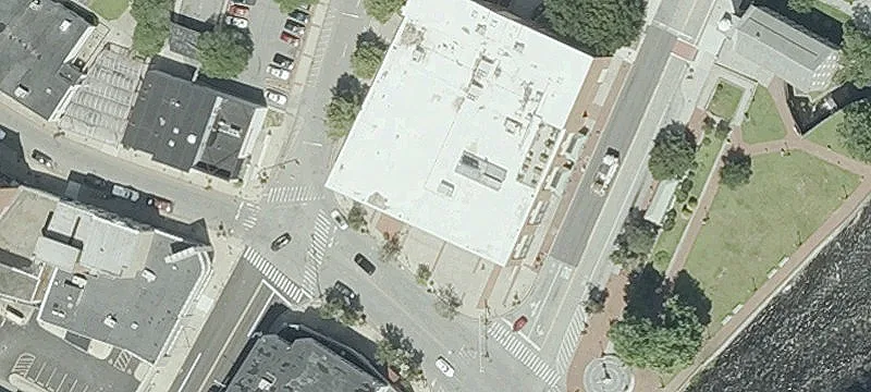 Downtown First-Floor Retail Office