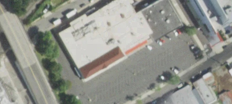 Leased Multitenant Retail Asset