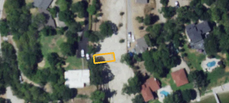 Deeded Lakefront Residential Lot
