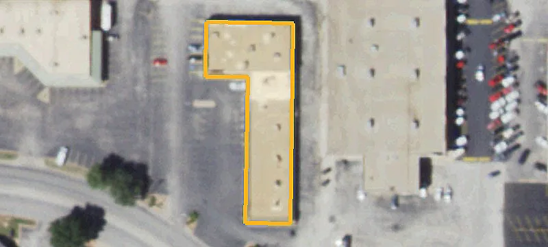 6-Tenant Retail Shopping Center