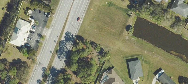 Commercial Land with High Visibility
