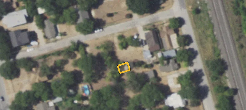 Platted Lot for 6 Condos