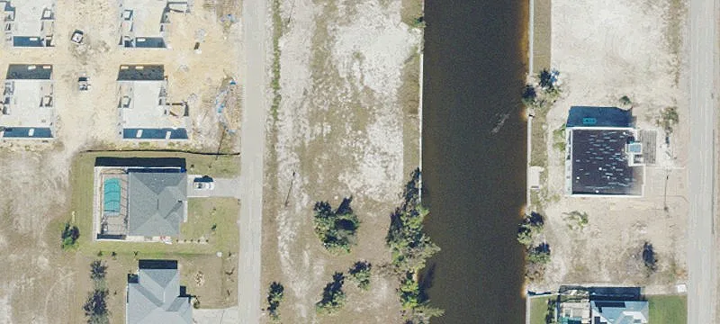 Canal-Front Waterfront Lot