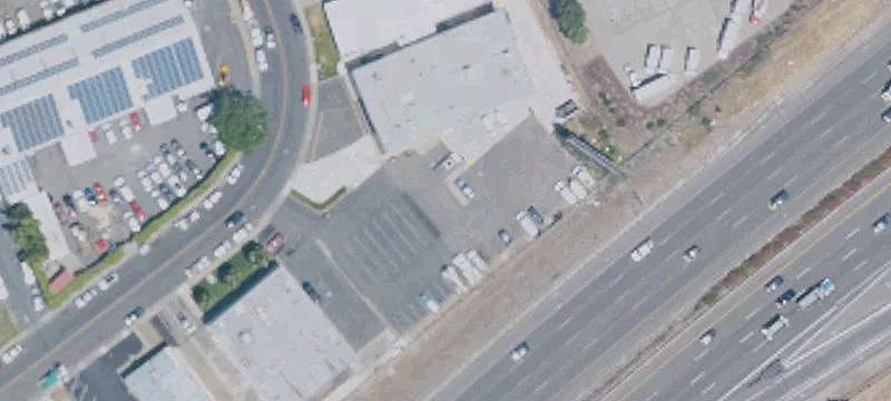 Multi-Tenant Retail Building