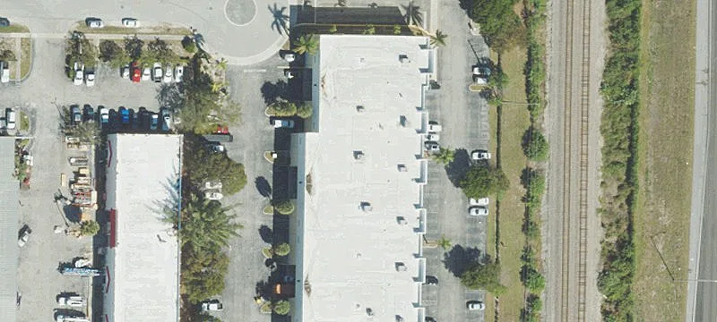 Flex Warehouse with Dock-High Access